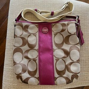 Coach Signature crossbody
